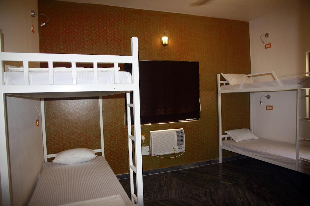 Wanderers Hostel Morjim Δωμάτιο φωτογραφία