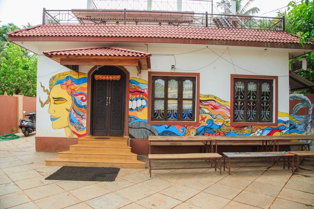 Wanderers Hostel Morjim Εξωτερικό φωτογραφία
